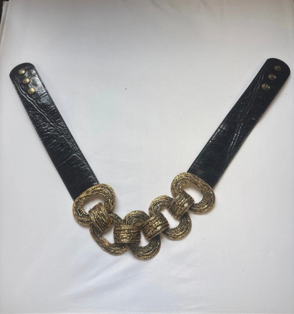 VINTAGE Luxury "Streets Ahead" Small Belt